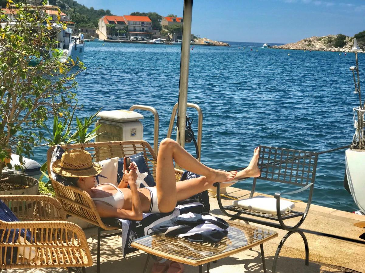 Accommodation Triton Lastovo Dış mekan fotoğraf